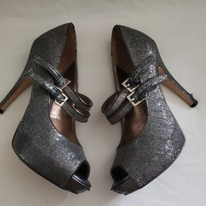 Size 8.5 ladies shoes